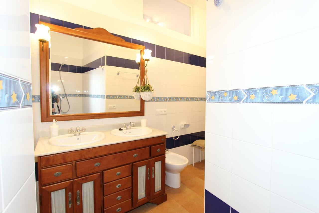 Apartamento Ollerias Málaga Extérieur photo