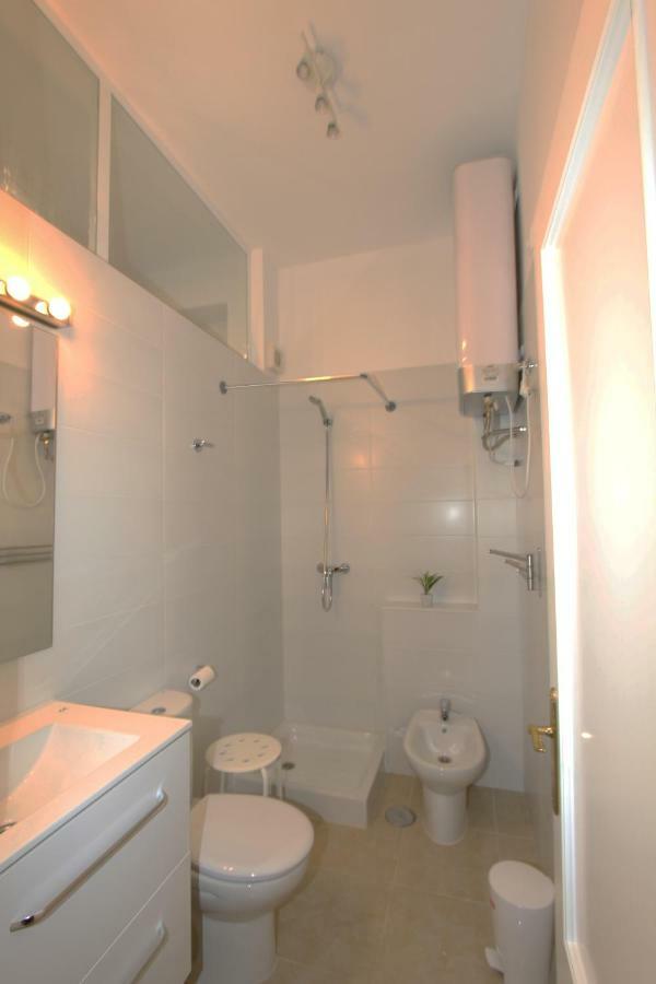 Apartamento Ollerias Málaga Extérieur photo