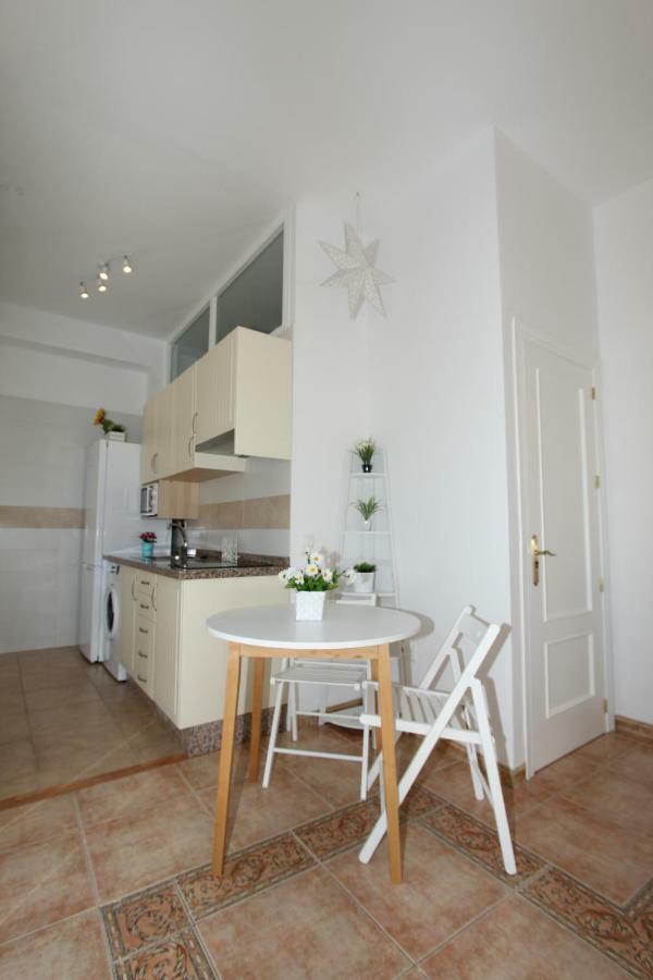 Apartamento Ollerias Málaga Extérieur photo